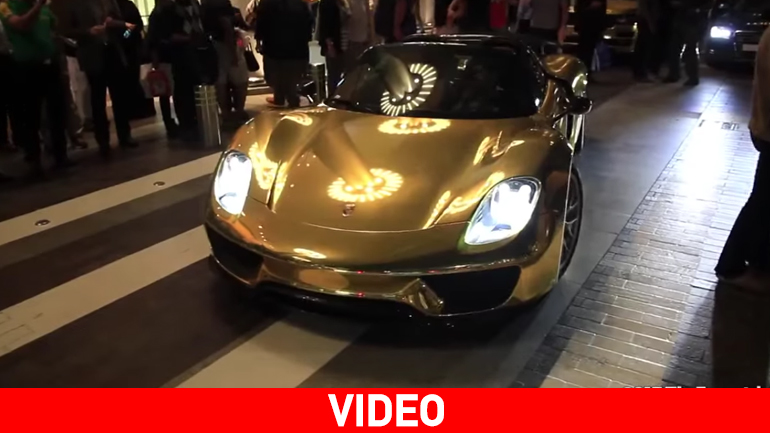 Στο Ντουμπάι κυκλοφορούν και χρυσά αυτοκίνητα…